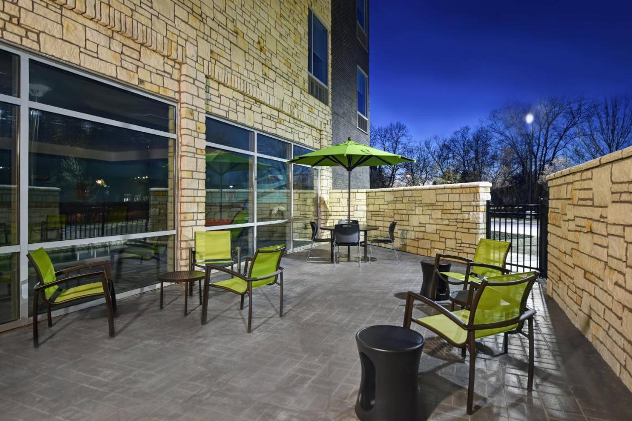 Springhill Suites By Marriott St. Paul Arden Hills Extérieur photo